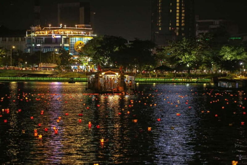 Hue: Perfume River Dinner Cruise with Traditional Show - Who Would Enjoy This Experience?