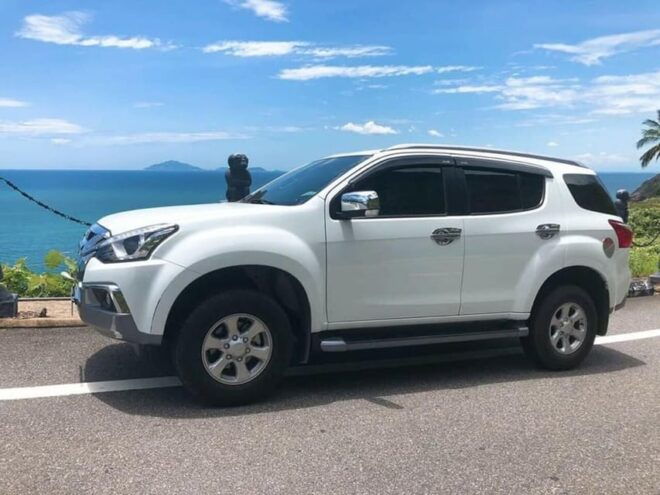 Hue: Phu Bai Airport to City Center by Private Car Transfer - Vehicle and Driver Information