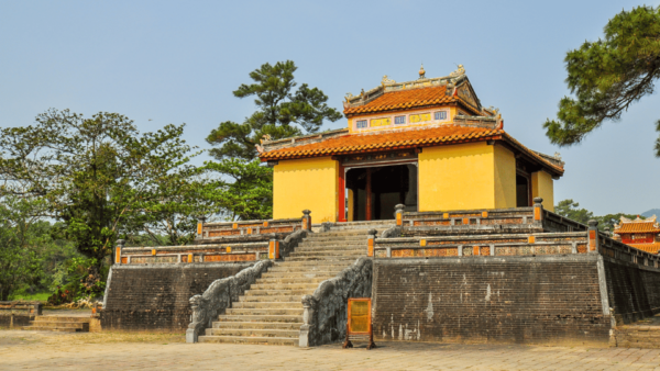 Hue: Private Dragon Boat, Thien Mu Pagoda, & Royal Tomb Tour - Booking Process