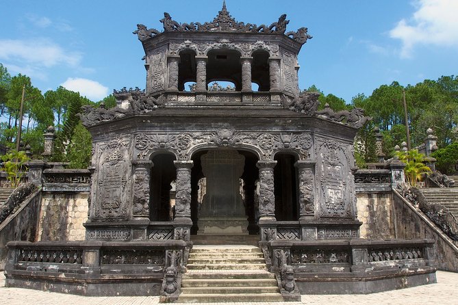 Hue Private Guided Tombs and Thien Mu Pagoda Tour - Meeting and Pickup Details