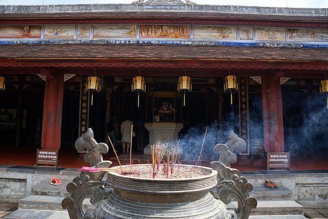 Hue Private Guided Tombs and Thien Mu Pagoda Tour - Additional Information