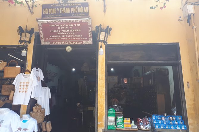 Hue Private Transfer to Golden Bridge, Theme Park and Hoi an Drop - What to Expect