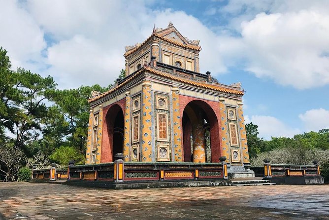 Hue Royal Tomb Tour - Reviews and Ratings