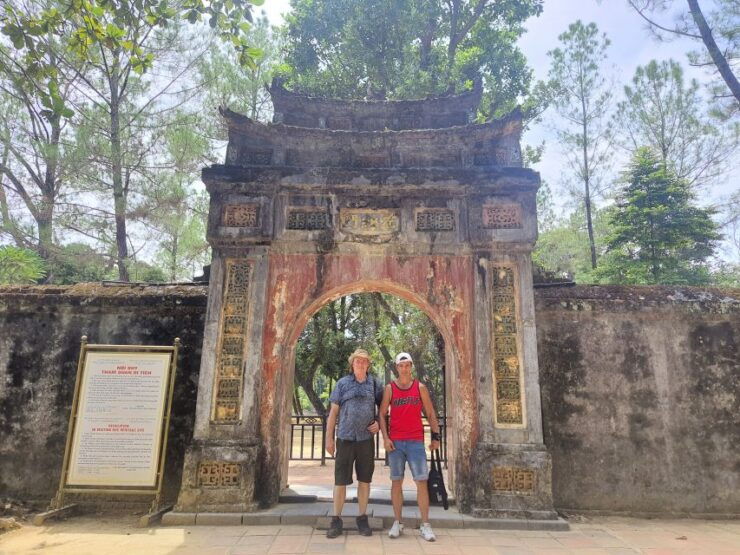 Hue Royal Tombs and Thien Mu Pagoda With Private Car - Activity Details