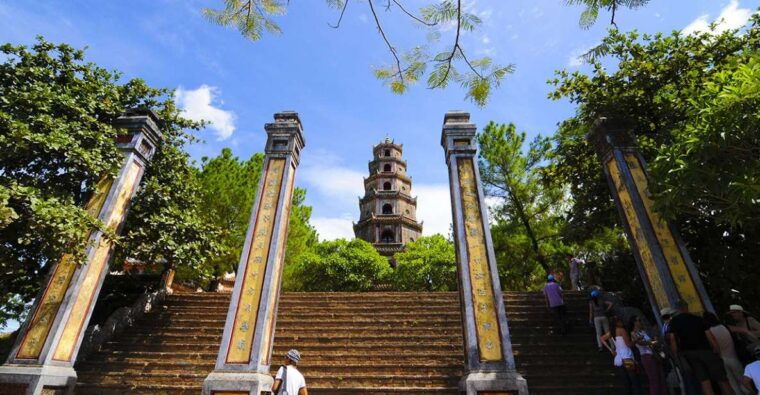 Hue: Royal Tombs, Pagoda, Perfume River by Dragon Boat & Car - Minh Mang Tomb