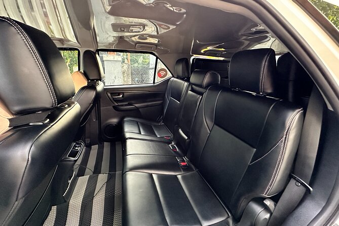 Hue: Shuttle Bus To/From Hoi an or Da Nang - Date and Travelers Selection