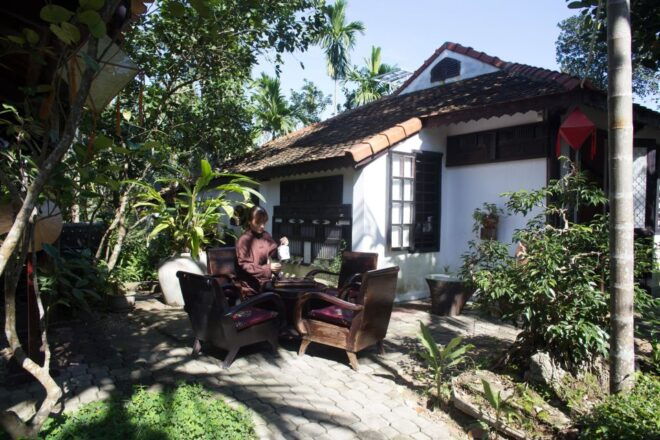 Hue: Thuy Bieu Village Bike Tour With Lunch - Exploring the Renowned Pomelo Gardens