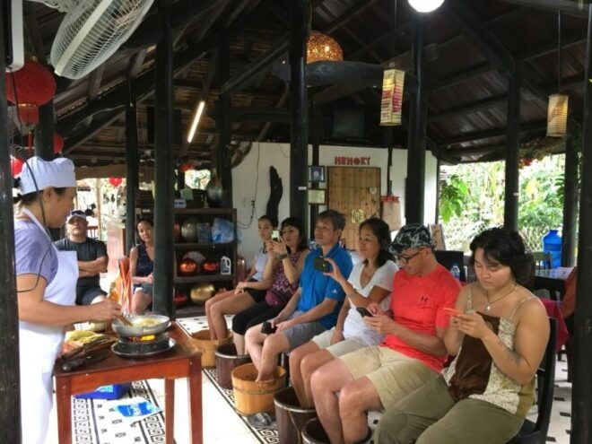 Hue: Thuy Bieu Village Bike Tour With Lunch - Full Description of the Tour Itinerary