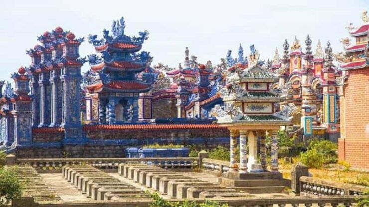 Hue To/From Hoi an Transfer by Private Car With Multi Stops - Good To Know