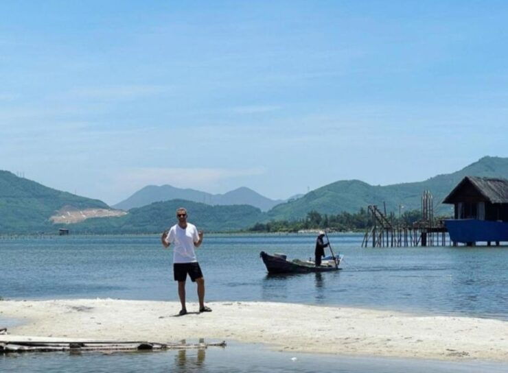 Hue To/From Hoi An via Linh Ung Pagoda in Monkey Mountain - Lap An Lagoon and Lang Co Beach