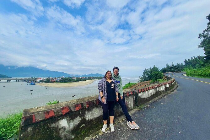 Hue to Hoi An Bus Tour with English Guide & Sightseeing - Authentic Insights from Reviews