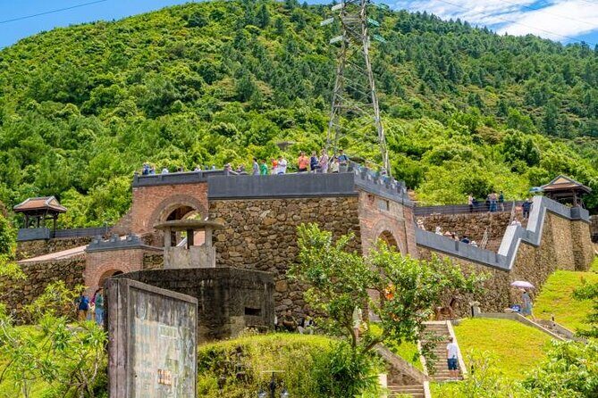 Hue to Hoi An/Da Nang Guided Bus Tour with Sightseeing Stops - What Travelers Say