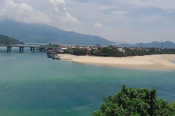 Hue To Hoi An Private Car With Professional Driver or Vice Versa - The Sum Up