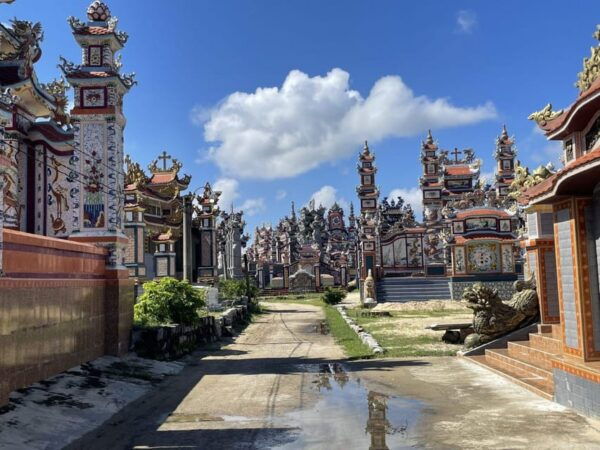 Hue to Hoi an via Hai Van Pass and an Bang Cemetery by Car - Recommended Tips for Travelers