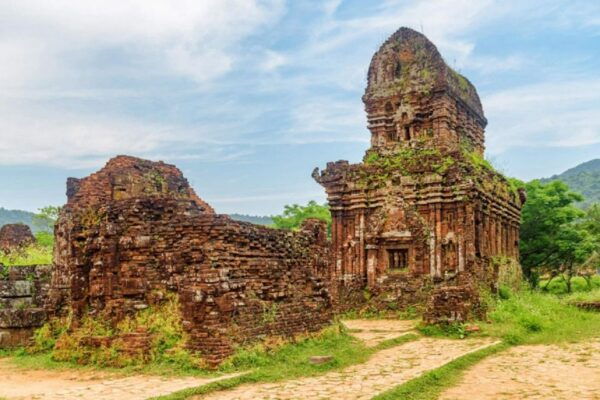 Hue: Transfer To/From Airport, Hoi An, Danang by Private Car - Common Questions