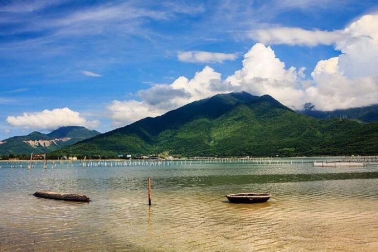 Hue: Transfer To/From Hoi an by Private Car via Hai Van Pass - Sightseeing Stops at Lap An Lagoon