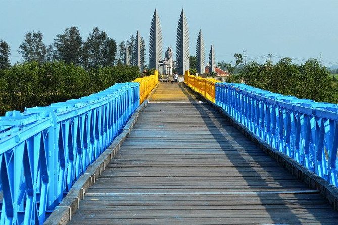 Hue-Vinh Moc Tunnel-Phong Nha Drop off or Vice Versa, Cheapest Car Option - Inclusions and Benefits