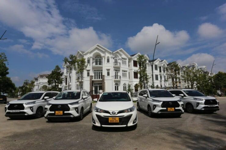 Hue: Visit Pagoda, Royal Tombs By Private Car & Dragon Boat - Itinerary Highlights