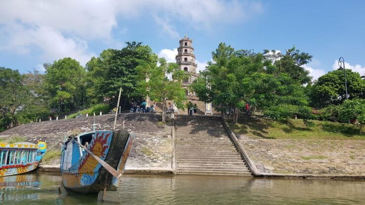 Hue: Walking Tour to Thien Mu Pagoda and Back by Boat Trip - Good To Know