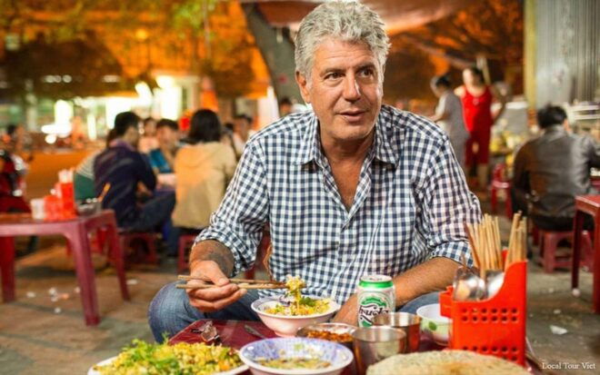 Hue:Enjoy Street Food Tour With Local Guide By Cyclo - Experience the Cyclo Ride