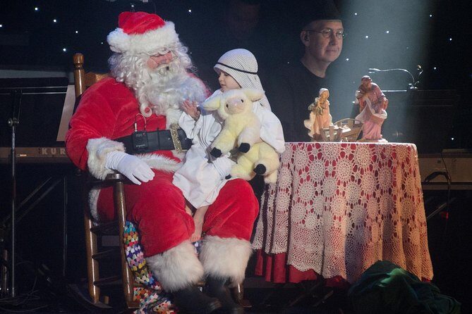 Hughes Brothers Christmas Show in Branson - What to Expect at Each Stop