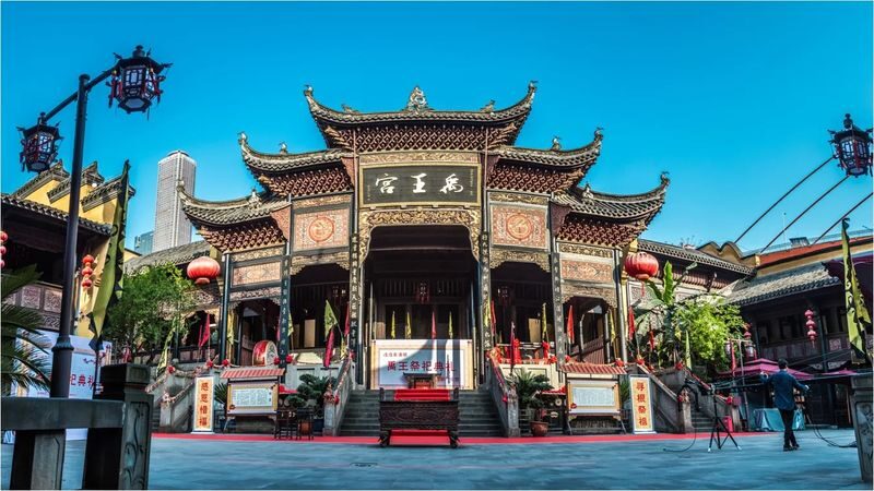 Huguang Guild Hall Ticket - Who will get the most from a visit