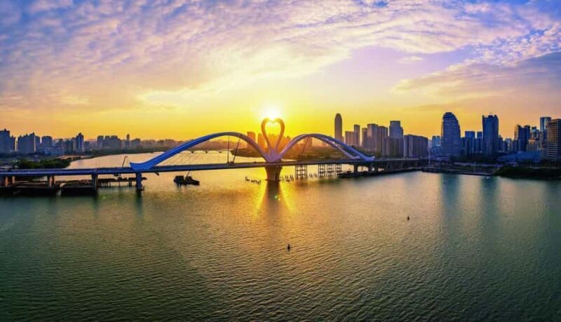 Huizhou Old Town City Walk Lake, History & Local Life Tour - In The Sum Up: Is This Tour Right for You?