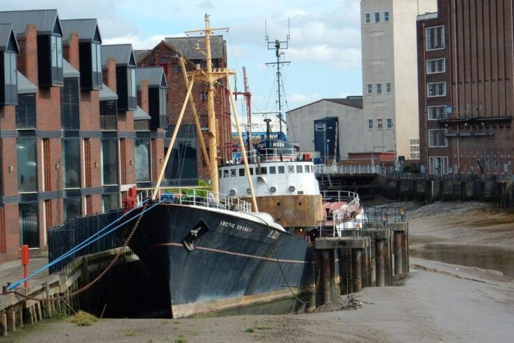 Hull: Quirky Self-Guided Smartphone Heritage Walks - Explore Hulls Hidden Gems
