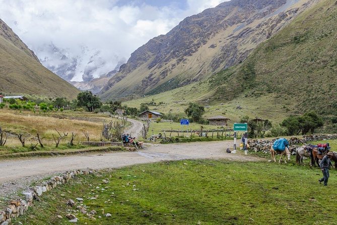 Humantay Lake - Group Service - Pickup Details