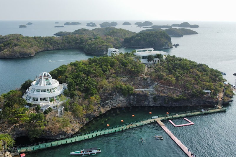 Hundred Islands Pangasinan Day Tour from Manila - Stairs, viewpoints, and a little effort