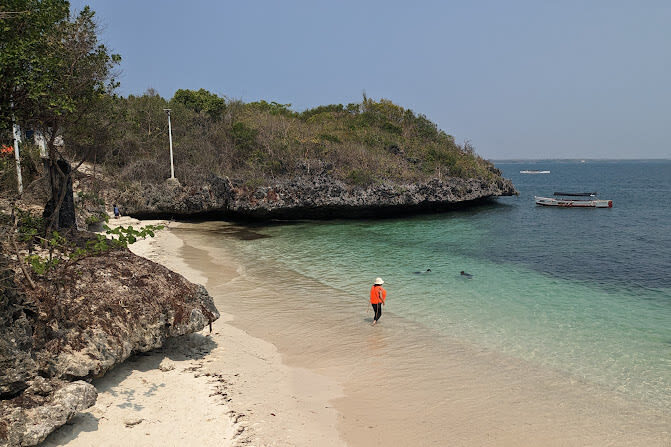 Hundred Islands Pangasinan Day Tour from Manila - What the price includes, and what it does not