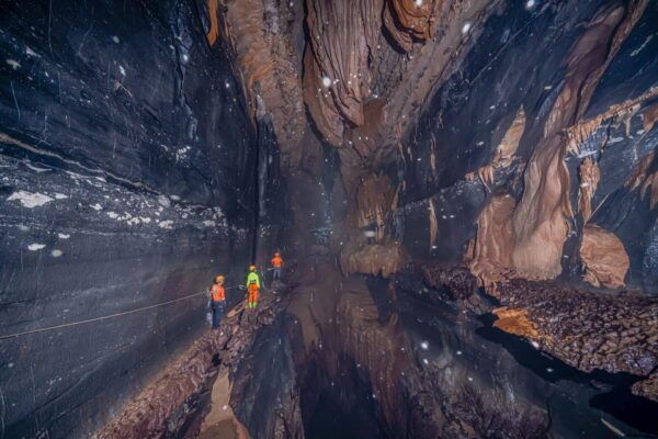 Hung Thoong Exploration 3 Days 2 Nights - Hiking and Caving Activities