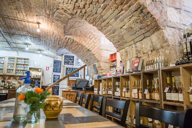 Hungarian Wine Tasting (with Cheese and Charcuterie) in Budapest - Tasting Experience