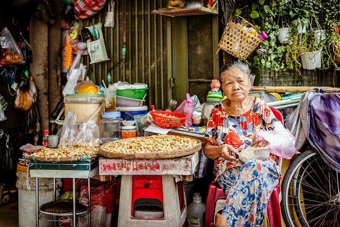 Hungry HCMC Food Tour with 15+Tastings - Authentic Experiences and Local Insights