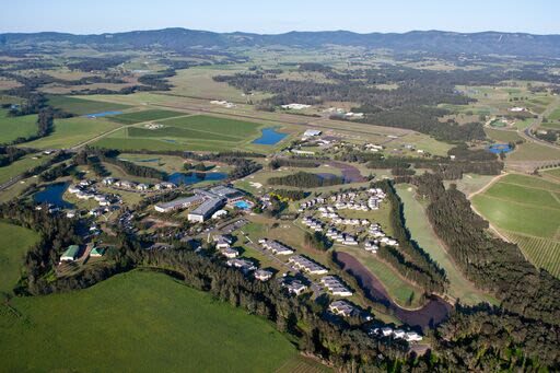 Hunter Valley Beyond The Range Helicopter Flight - From Cessnock Airport to Hunter Valley wine country