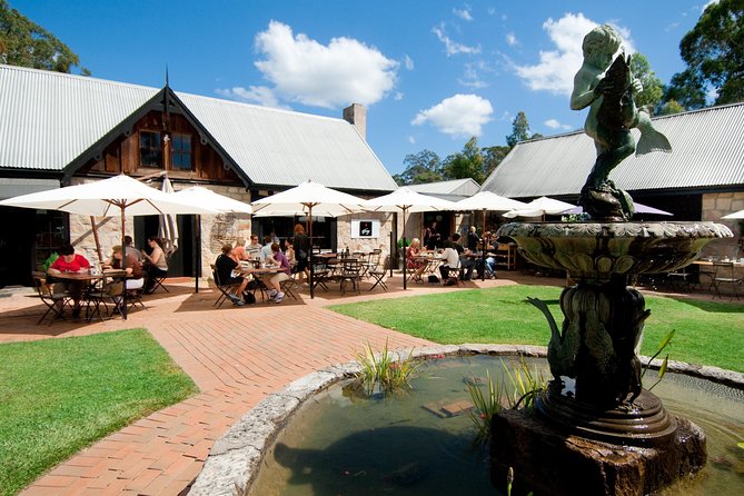 Hunter Valley Romantic Bubbly Breakfast Helicopter Tour From Cessnock - What to Expect During the Tour