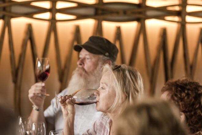 Hunter Valley: Uncork the Hunter Full-Day Wine Tour - Small Group Exploration and Knowledgeable Guides