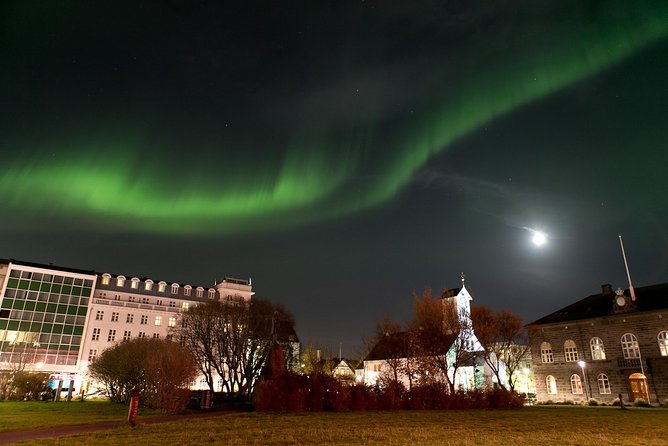 Hunting for Reykjavik Northern Lights Private Tour - Booking and Reservations