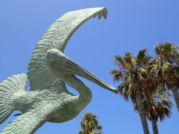 Huntington Beach: Smartphone Scavenger Hunt Adventure - Activity Details