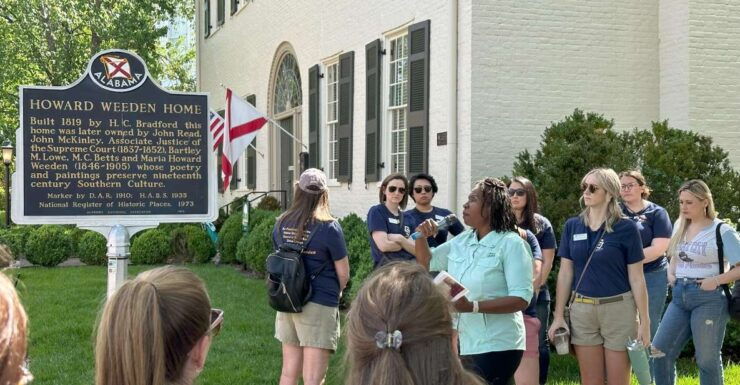 Huntsville: Pre-Civil War Homes Walking Tour - Twickenham - Tour Highlights