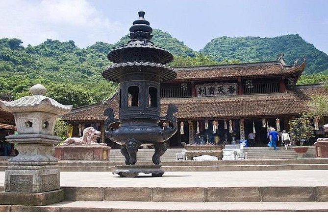 Huong Pagoda 1 Day Daily Tour - Common Questions