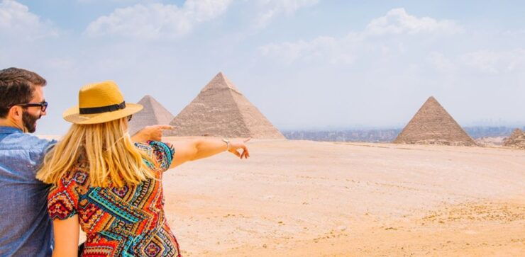 Hurghada: Cairo & Giza Pyramids, Museum & Nile Boat Trip - Tour Highlights
