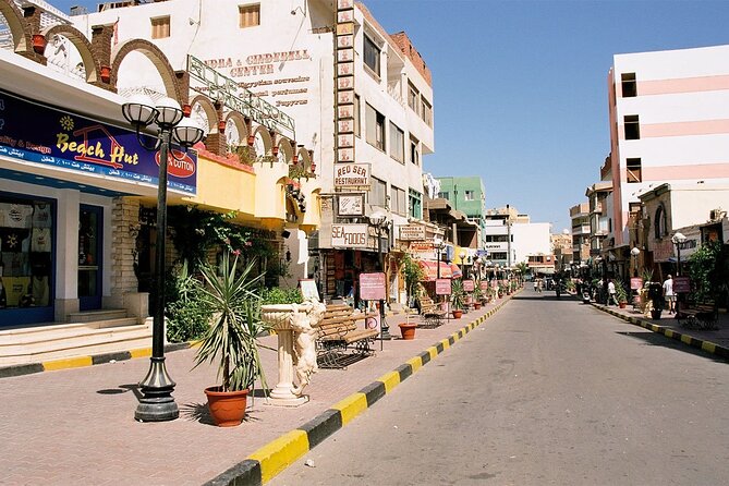 Hurghada City and Old Town Exploration Private Tour - Tour Experience Details