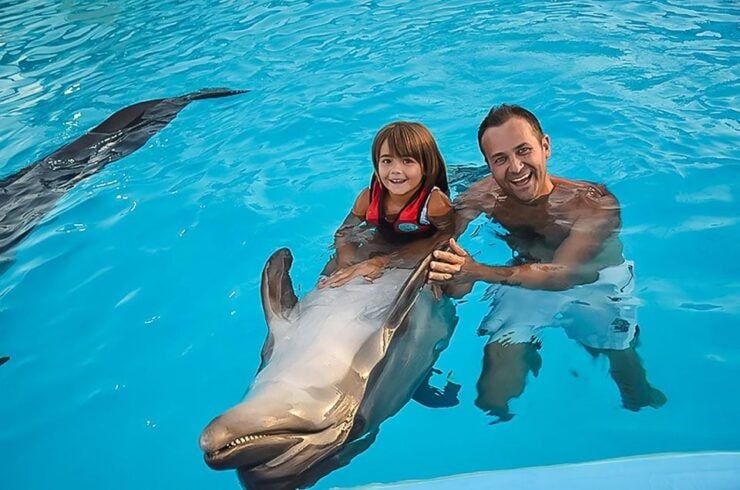 Hurghada: Dolphin World Photos Session With Pickup - Ticket Details