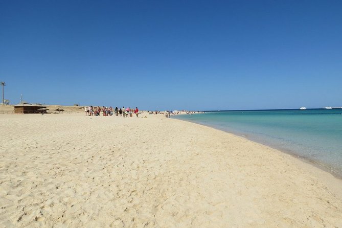 Hurghada Egypt Day Tour to Paradise Beach With Lunch & Snorkel - Tour Highlights