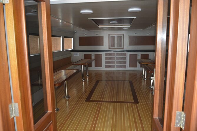 Hurghada: Excursion to Eden Island by Luxury Boat Sirene - Additional Information