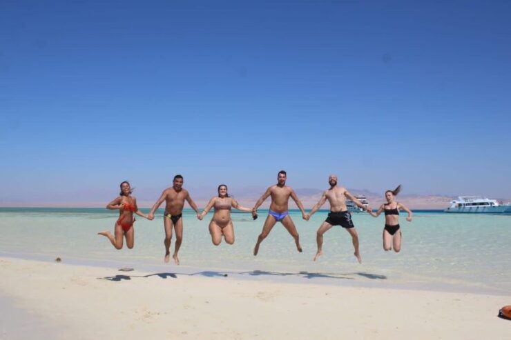 Hurghada: Giftun Island Tour With Snorkeling & Buffet Lunch - Booking Details