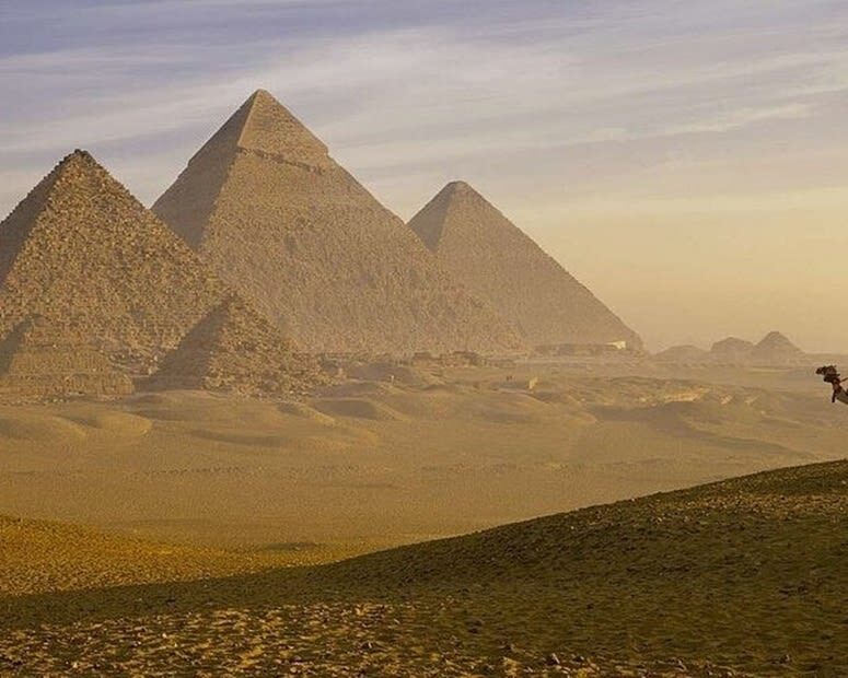 Hurghada Giza Pyramids & Grand Egyptian Museum Full-Day Tour - At the Pyramids of Giza, protect your time
