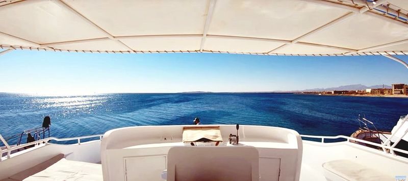Hurghada Hula Hula Island Boat Tour - A morning start from Hurghada