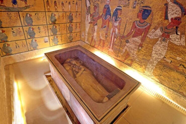 Hurghada: Luxor Highlights, King Tut Tomb & Nile Boat Trip - Activity Highlights